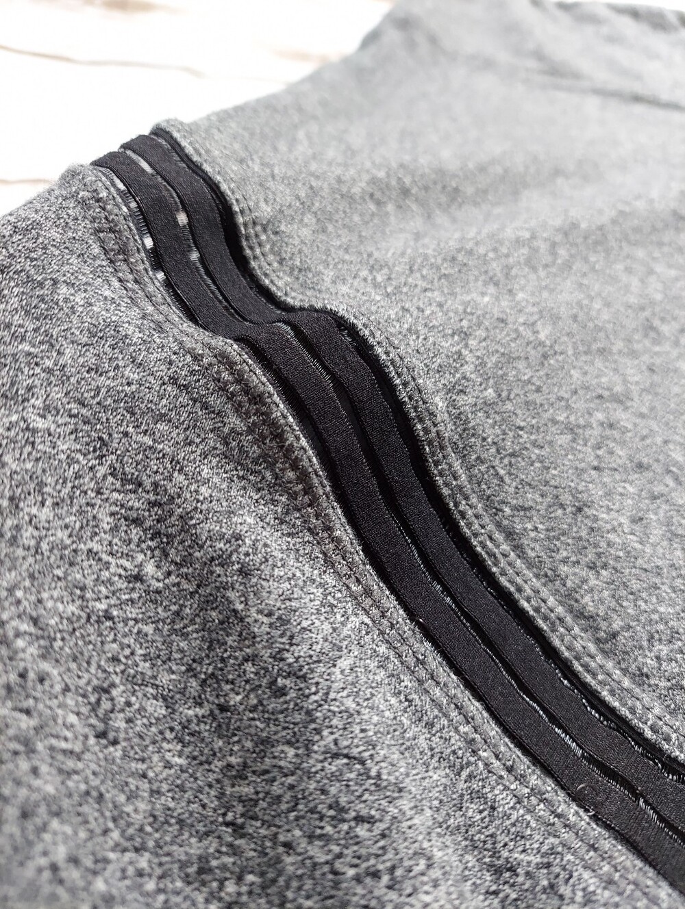 PINK Full Length Gray Leggings Black Mesh Trim Women's L - Picture 4 of 12